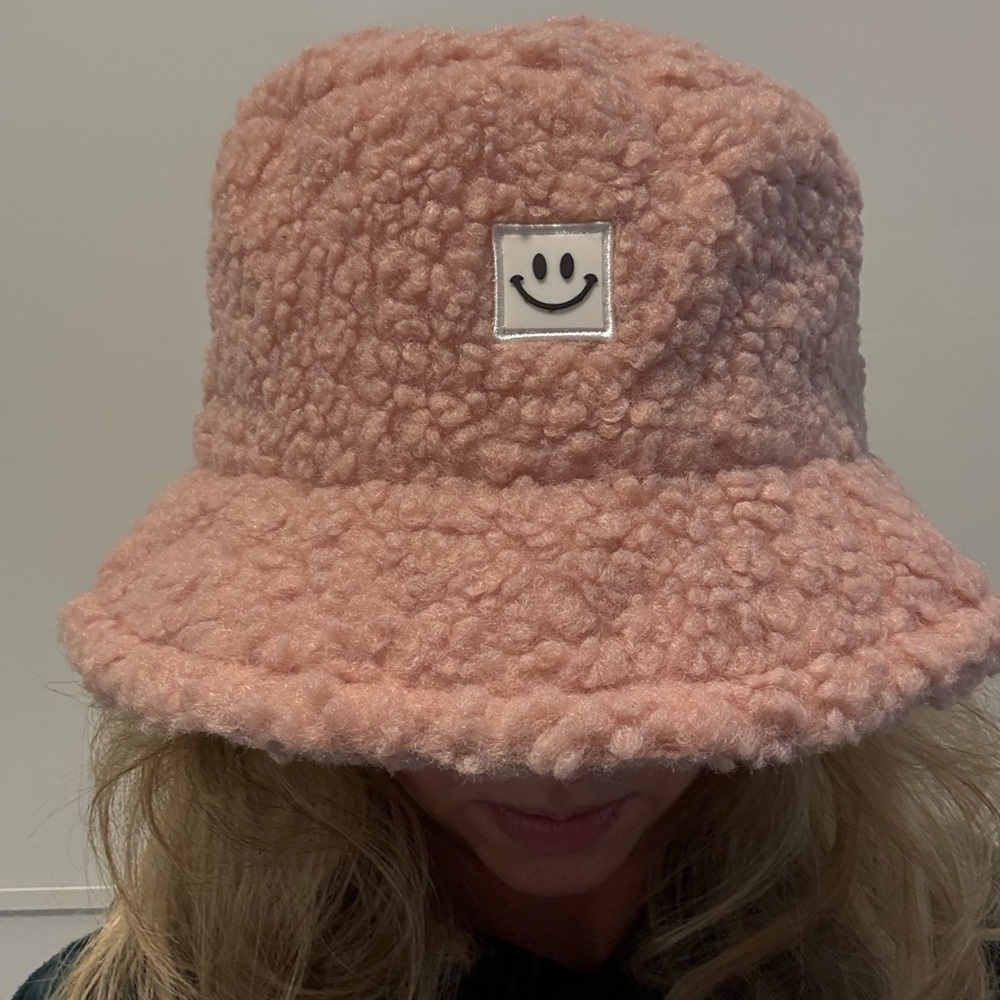 Pink Fuzzy Bucket Hat with Smiley Patch - Picture 2 of 4